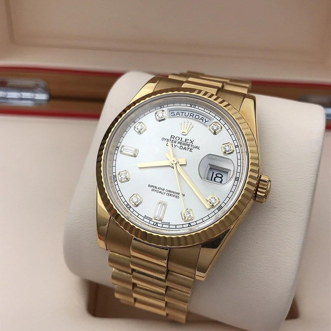 Rolex Day-Date Mother of pearl Diamond Dial