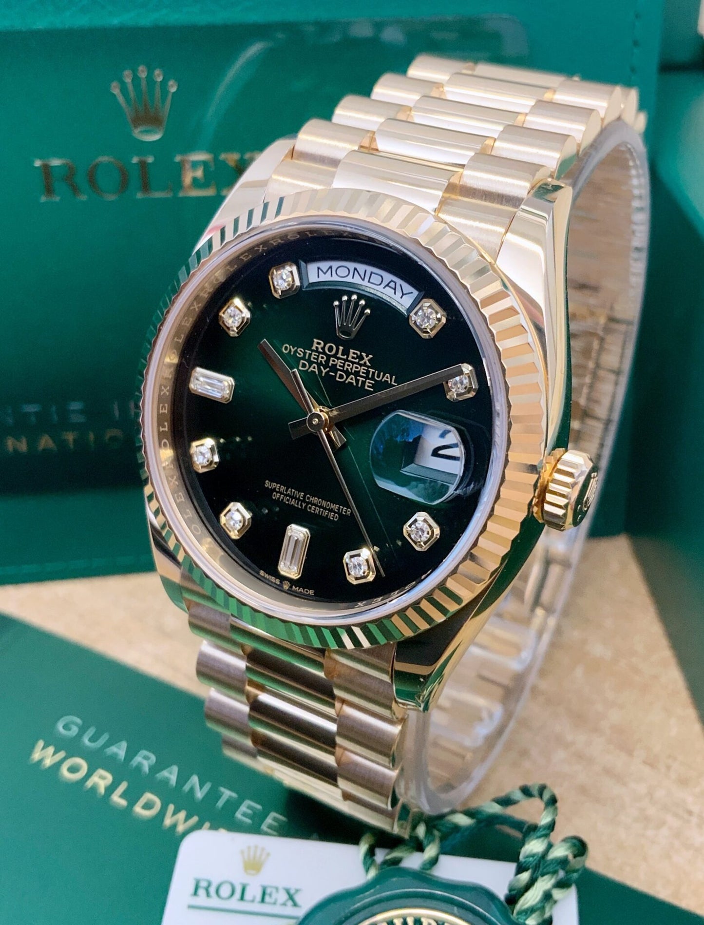 Rolex Day-Date Yellow Gold Green Diamond