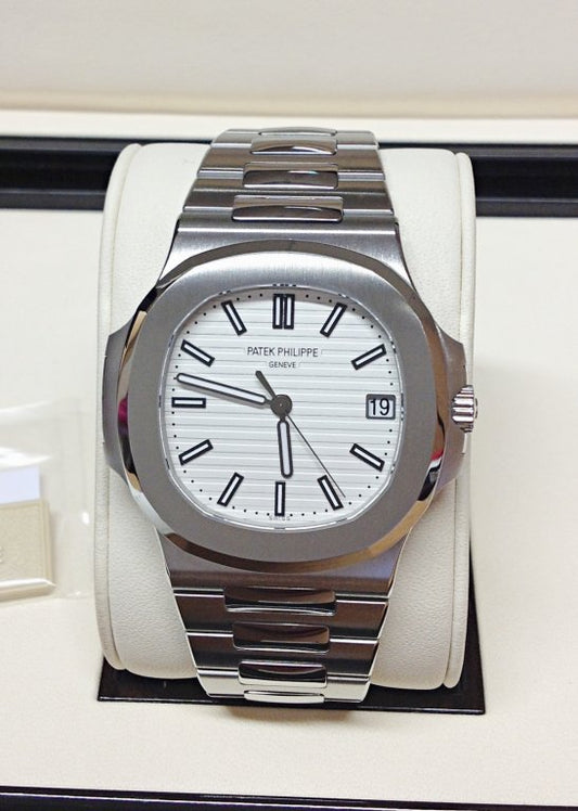 PATEK PHILIPPE ( nautilus)