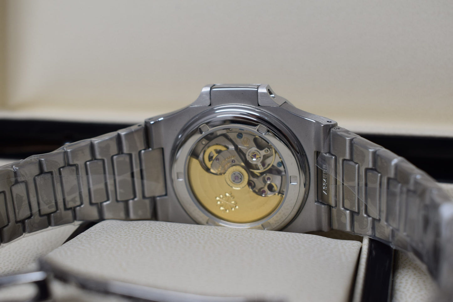 Patek Philippe nautilus black dial acciaio