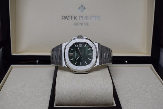 Patek Philippe nautilus olive green dial acciaio