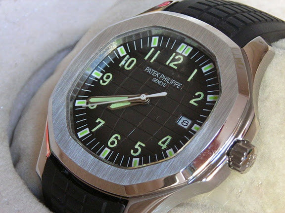 Patek Philippe aquanaut black dial