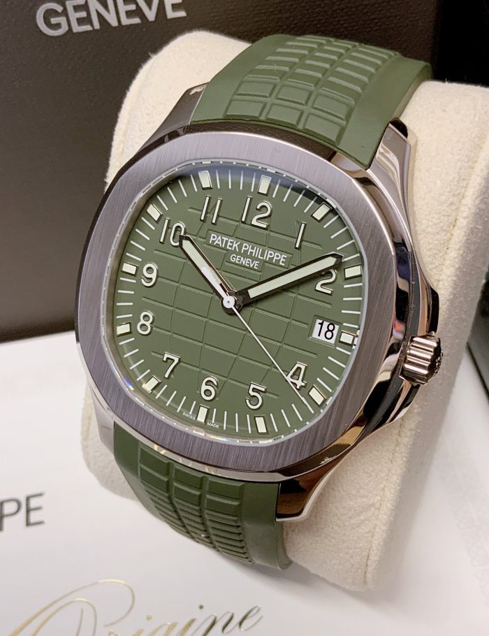 Patek Philippe aquanaut kaki dial